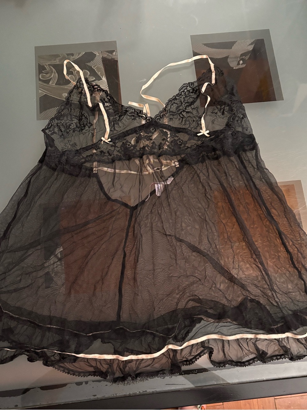 Victoria’s Secret L 2 Piece Mesh Lingerie Set Black With Pink Bows. Excellent